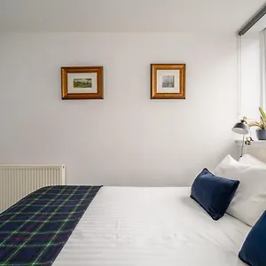 The Riverside Hideaway - Stockbridge Edinburgh